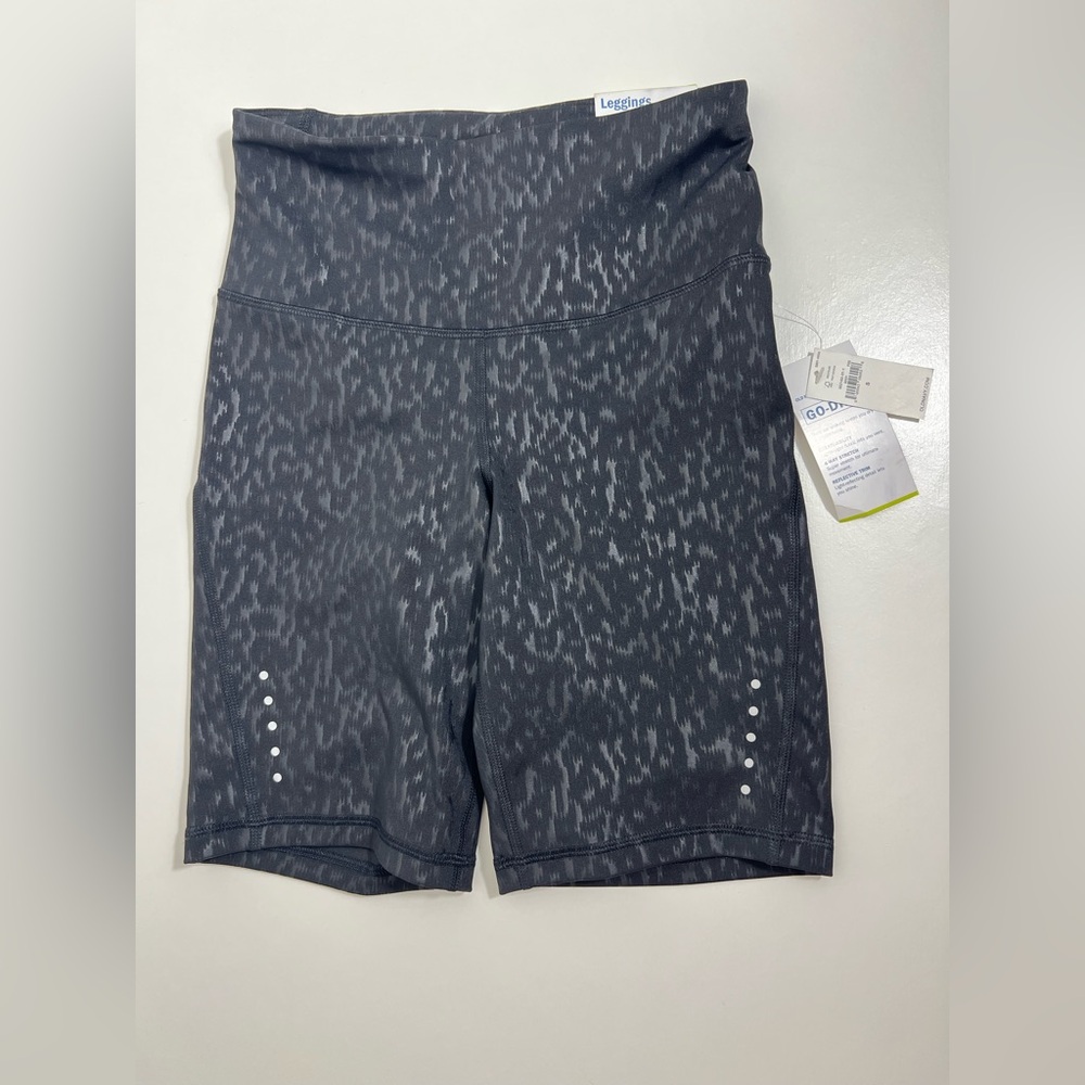 Black Women's Old Navy Active Go-Dry Shorts